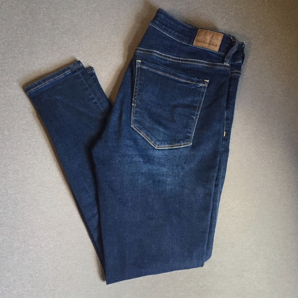 American Eagle Distressed Skinny Jeans